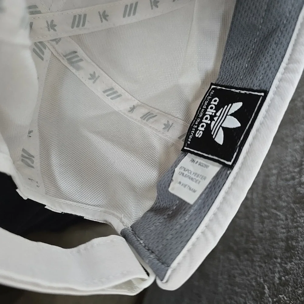 Adidas Hat Womens‎ Adjustable Originals Trainer White Black 3 Stripe Athleisure